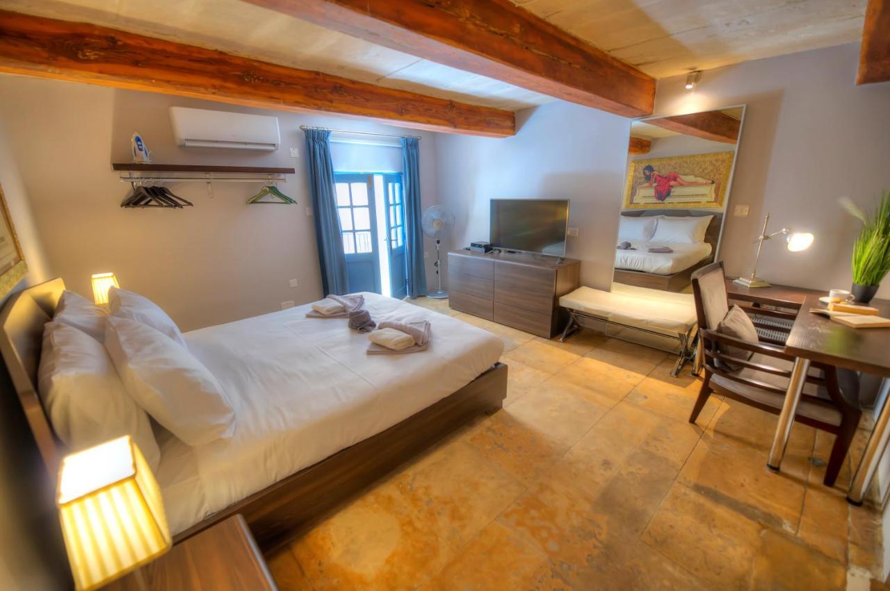 Romantic And Historical Maisonette In The Center Of Valletta Mbal1-1 外观 照片