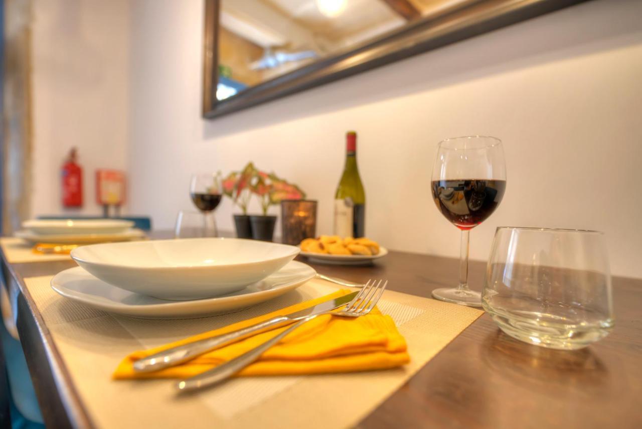 Romantic And Historical Maisonette In The Center Of Valletta Mbal1-1 外观 照片
