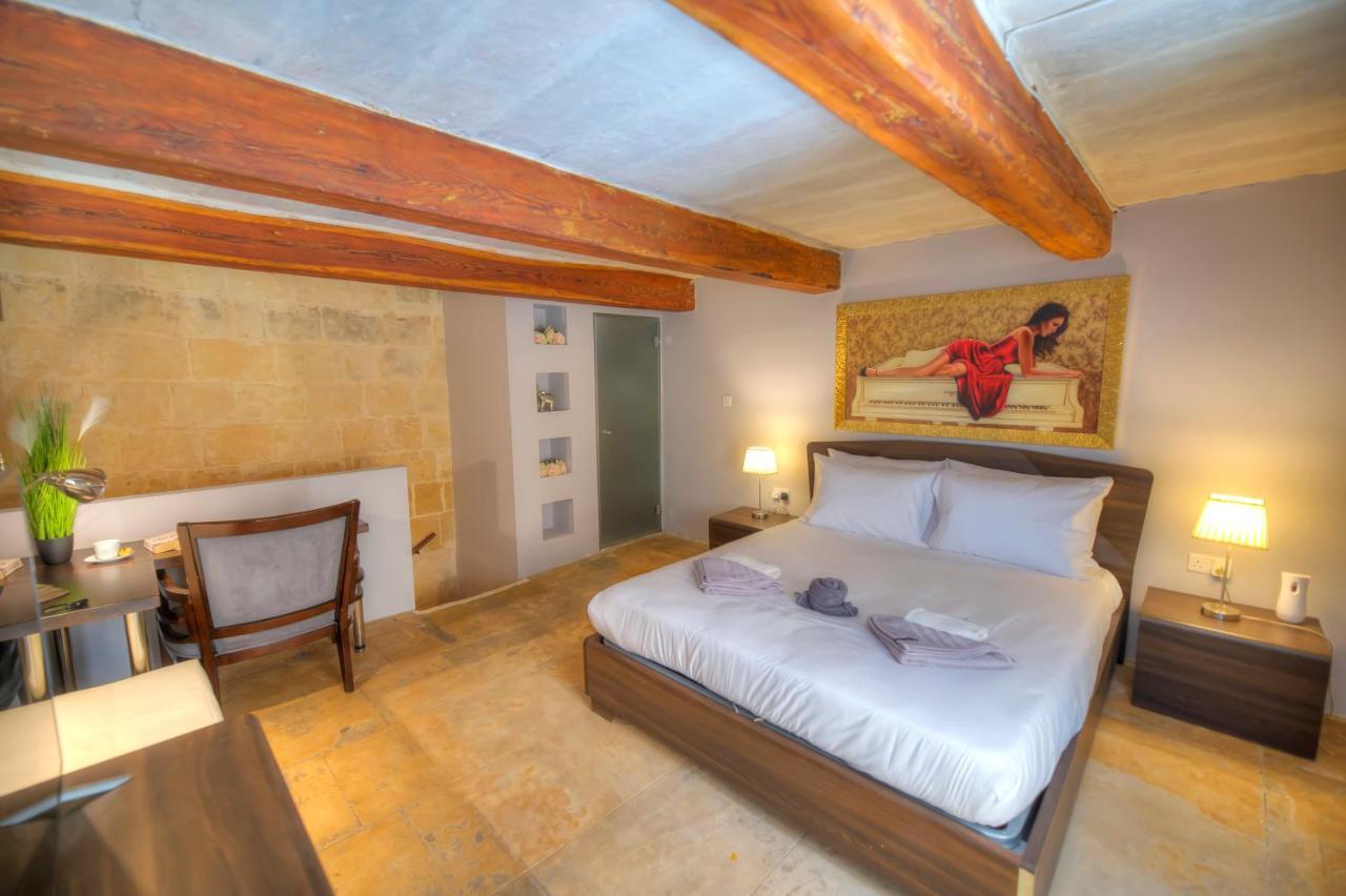 Romantic And Historical Maisonette In The Center Of Valletta Mbal1-1 外观 照片