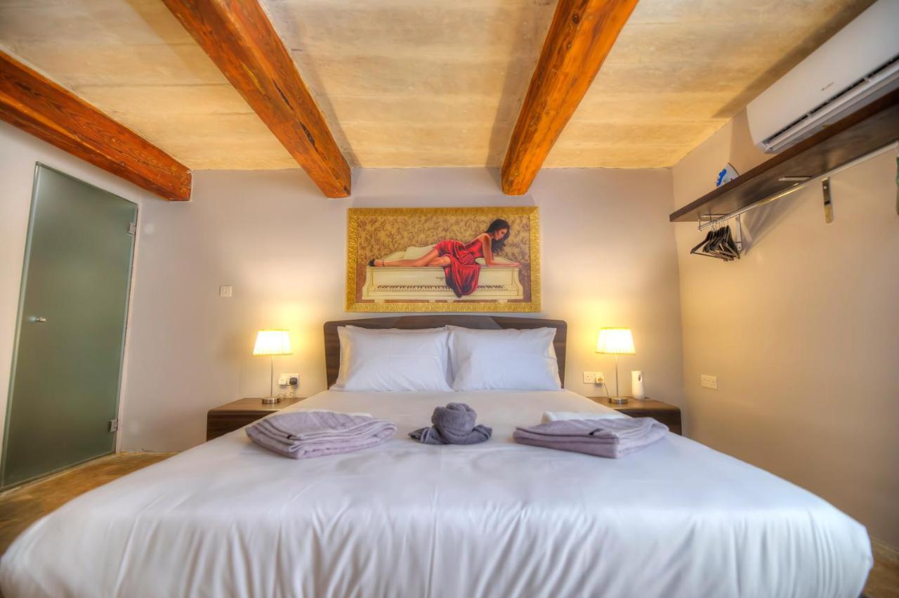 Romantic And Historical Maisonette In The Center Of Valletta Mbal1-1 外观 照片